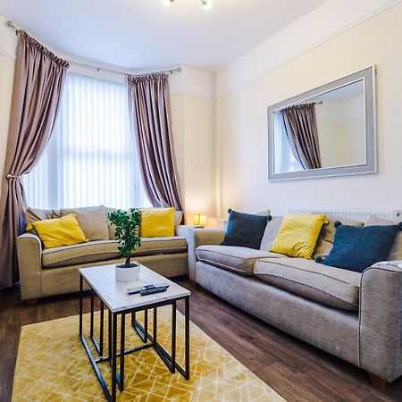 Finchley House Lovely House In Anfield, 2 Minutes Walk From The Stadium, Parking And Wifi Villa Liverpool Kültér fotó