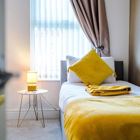 Finchley House Lovely House In Anfield, 2 Minutes Walk From The Stadium, Parking And Wifi Villa Liverpool Kültér fotó